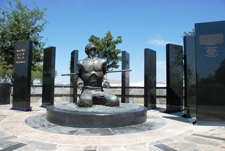 Picture of sculpture at the Riverside National Cemetery, which has space for cremation interments for veterans and their families